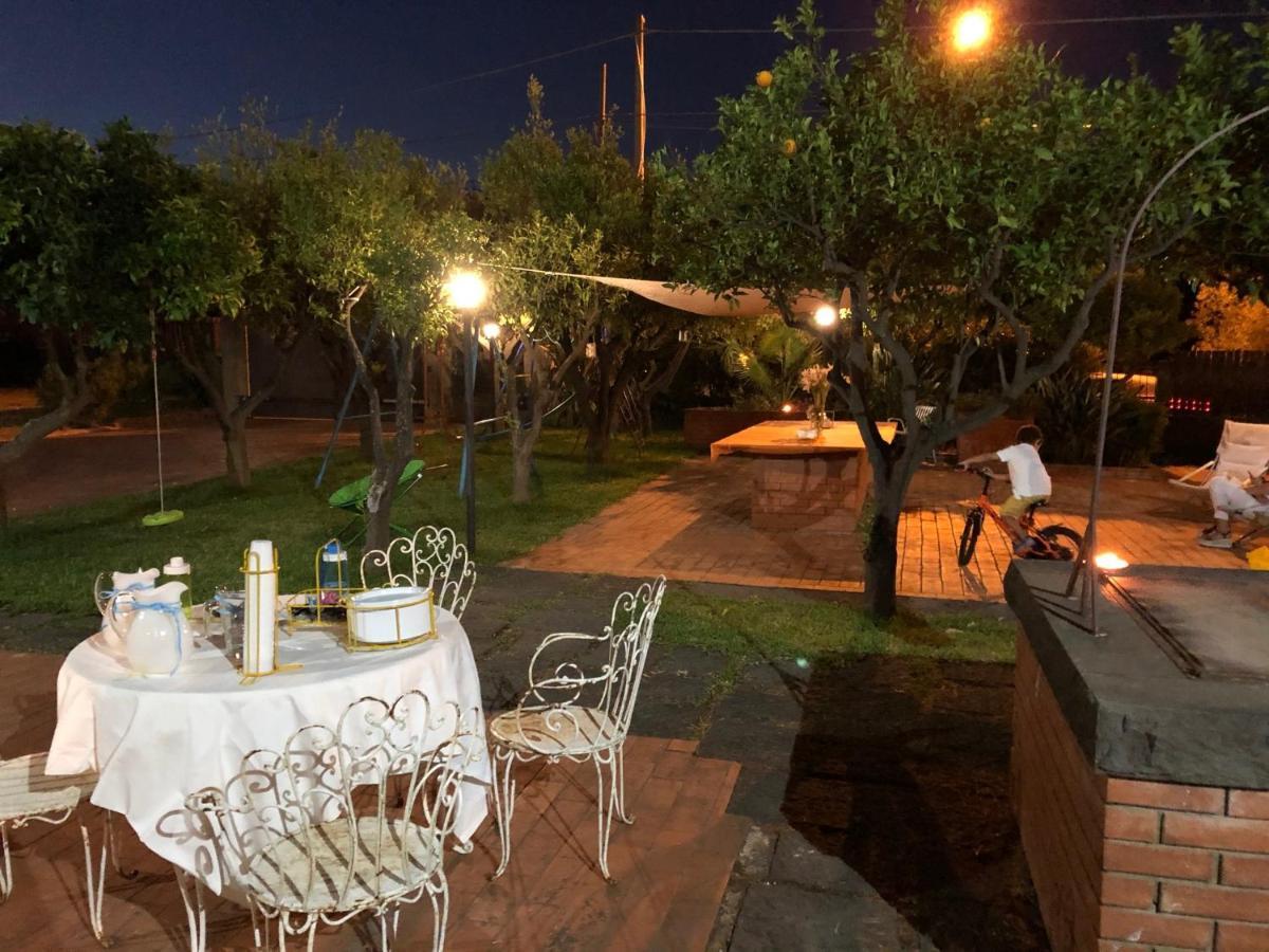 Villa Carolea 아치레알레 외부 사진